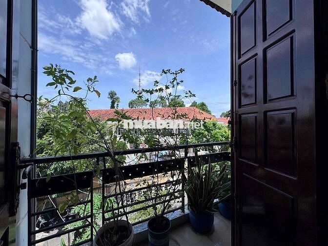 Cho Thuê Trọ Balcon_30m2 Có Thang Máy_Bếp Chung Ngay Kế Chung Cư Hado