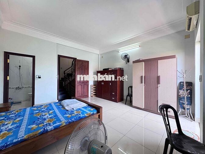 Cho Thuê Trọ Balcon_30m2 Có Thang Máy_Bếp Chung Ngay Kế Chung Cư Hado