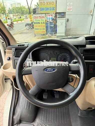 Ford Transit Luxury 2019 Trắng