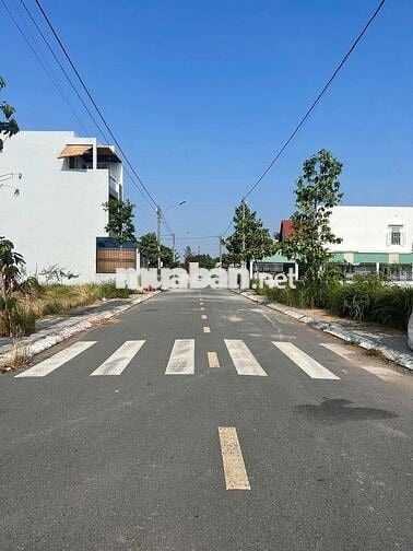 Bán đất 2 MT Thuận đạo residence giá chỉ 1,39 tỷ/88m2 sổ hồng riêng