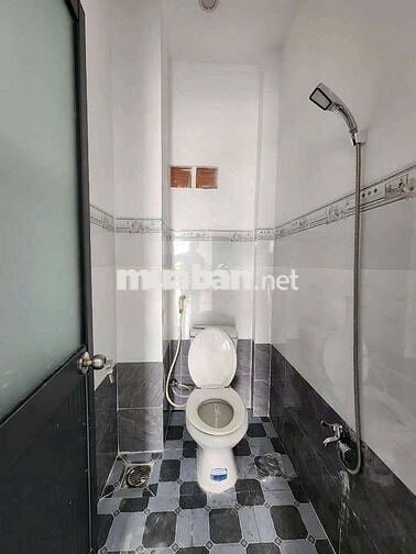 Nhà mới 4x10m 3 phòng ngủ gần trường cấp 2 Nguyễn Văn Bứa Hóc Môn