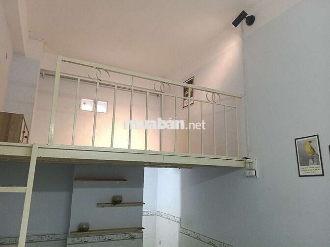 phòng cho thuê máy lạnh giá rẻ, giờ giấc tự do
