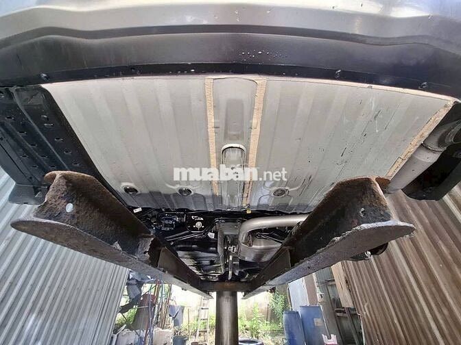KIA CARNIVAL PREMIUM TỰ ĐỘNG 8 CHỖ MÁY DẦU.