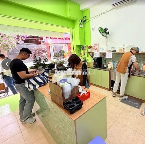 Nhân viên pha chế - Quận 1 (đc off cuối tuần)