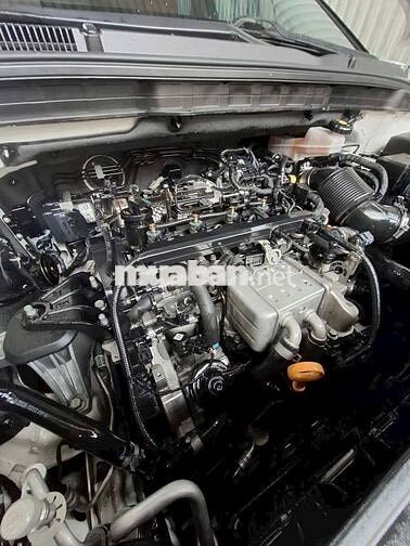 KIA CARNIVAL PREMIUM TỰ ĐỘNG 8 CHỖ MÁY DẦU.