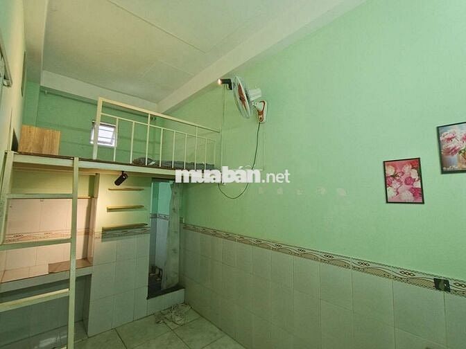 phòng cho thuê giá rẻ ,giờ giấc tự do, khoá vân tay