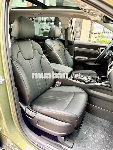 Kia Sorento Premium 2.2D 4x4 sản xuất 2025