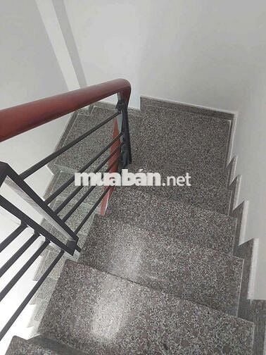 Nhà bán 842/39/16 Tỉnh Lộ 10 (2 lầu, sân thượng) 2PN 3WC, nhà trống