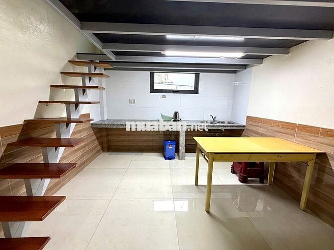 CHO THUÊ CĂN HỘ 1 PHÒNG NGỦ 1 GÁC ĐƯỜNG MÊ LINH GIÁ 3.5 TRIỆU/THÁNG