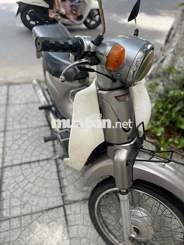 Honda Cub 50 Bạc Việt Nam