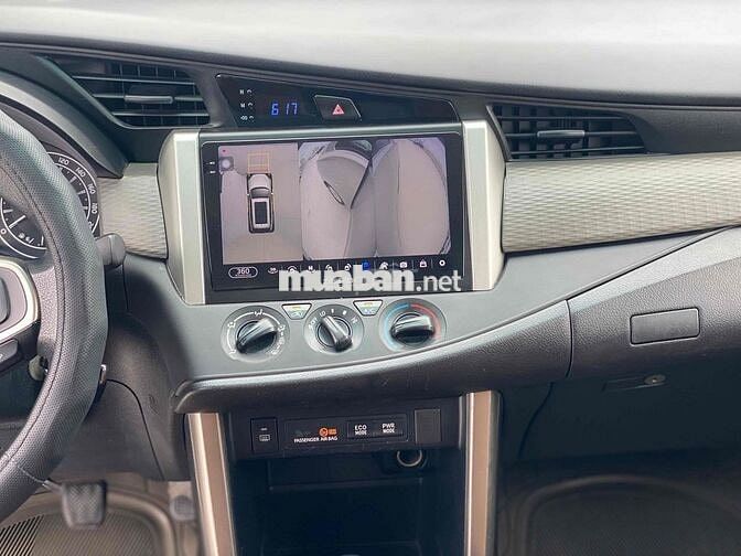 Toyota Innova 2.0E MT 2017 Bạc