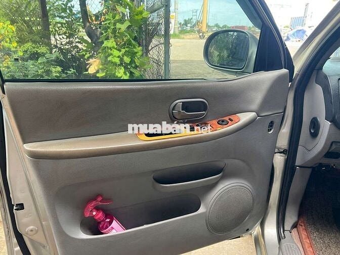 KIA Carnival 2007 Bạc 7 chỗ Số sàn