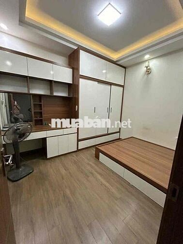 Siêu Phẩm Ba Đình 45m2 - 5 Tầng - Gần Phố - Ngõ Thông - Tiện Ích