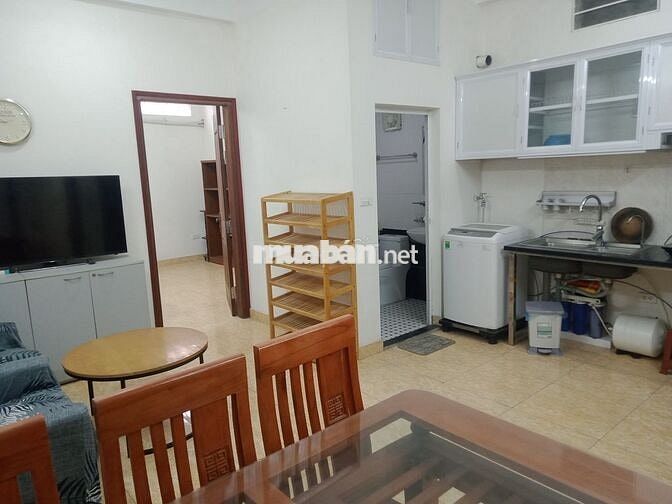 Chính chủ cho thuê CHDV 65m2 2N1K ngõ 141 phố Trích Sài, Tây Hồ Hà Nội