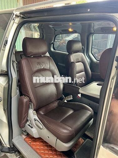 KIA Carnival 2007 Bạc 7 chỗ Số sàn