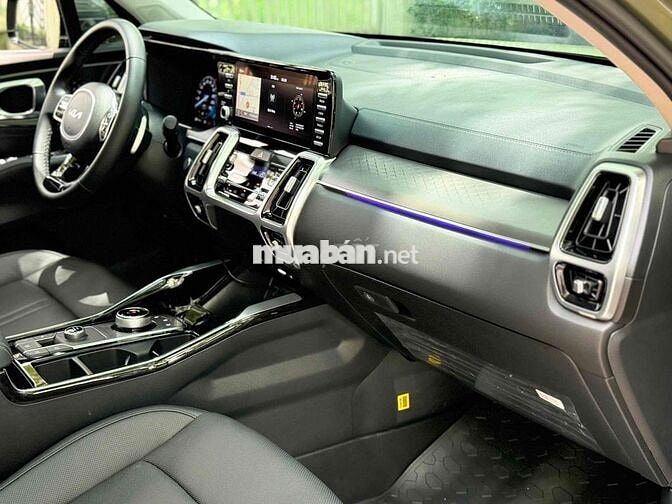Kia Sorento Premium 2.2D 4x4 sản xuất 2025