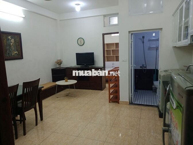 Chính chủ cho thuê CHDV 65m2 2N1K ngõ 141 phố Trích Sài, Tây Hồ Hà Nội