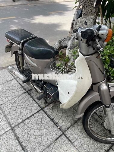 Honda Cub 50 Bạc Việt Nam