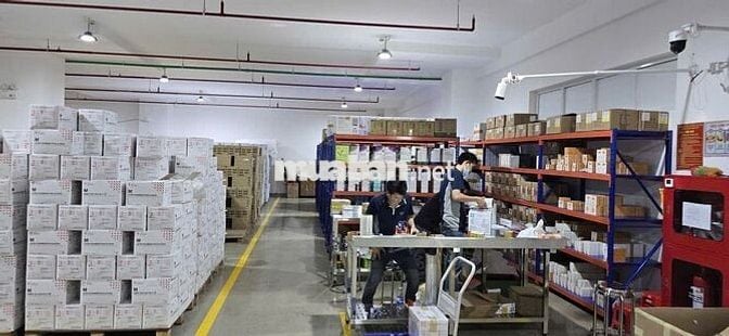 TUYỂN TÀI XẾ XE TẢI – NGÀNH HÀNG VẬT TƯ Y TẾ
