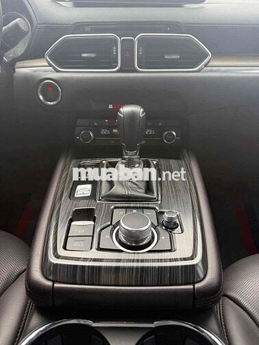 Mazda CX8 Luxury 2022 Đen  ( xe bao đẹp và mới )
