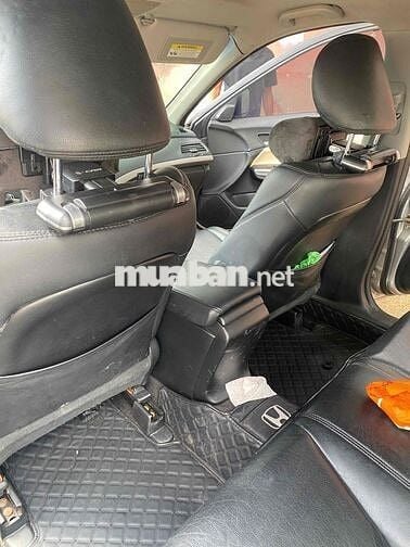 Honda Accord 2023 Bạc Nhập khẩu 5 chỗ