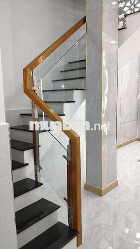 Cho gia đình thuê nhà nguyên căn 1 trệt, 1 lầu,