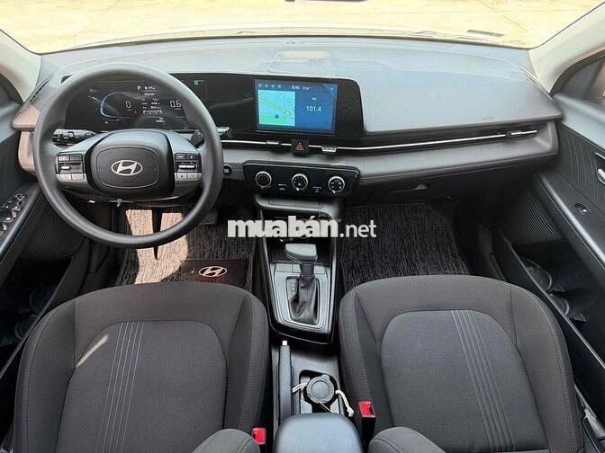 Hyundai Accent 2025 Trắng 20000 km