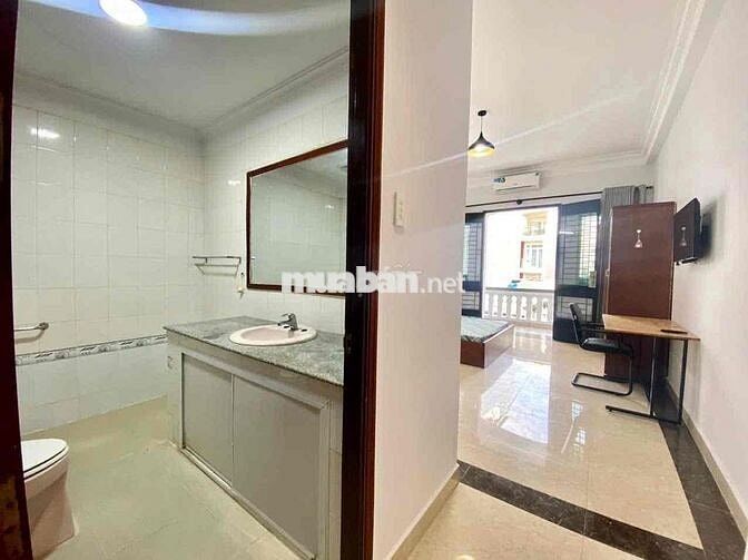🏡 Đúng Hình , Đúng Giá Căn Hộ  Full NT , Ban Công , Ngay ĐH USSH, Q1