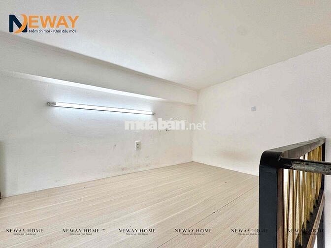 PHÒNG CÓ GÁC BAN CÔNG NGAY CÔNG VIÊN NƯỚC ĐẦM SEN,SẴN MÁY LẠNH,FREE XE