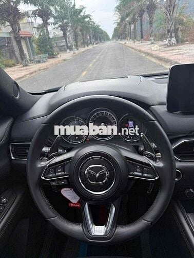 Mazda CX8 Luxury 2022 Đen  ( xe bao đẹp và mới )