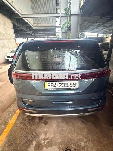 Kia Carnival Signature 2022 Dầu