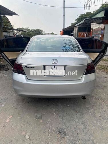 Honda Accord 2023 Bạc Nhập khẩu 5 chỗ