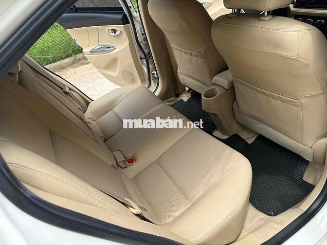 Toyota Vios 2017G Trắng 100000 km