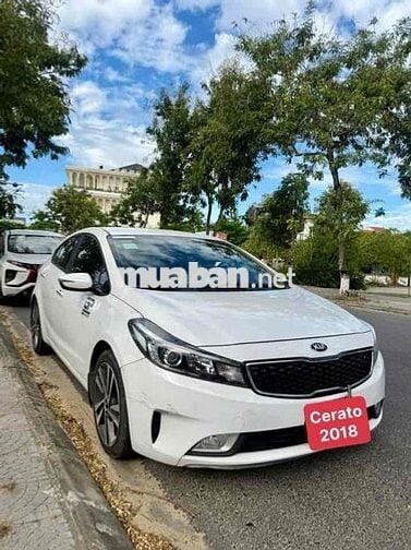 Kia Cerato 2018 Số sàn Trắng