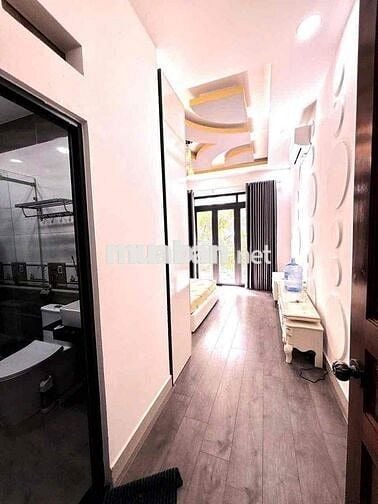 nhà 4 tầng Full Nội Thất có 4 phòng ngủ 5wc sân thượng
