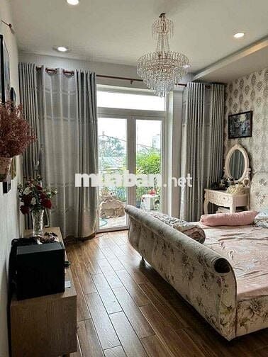 NHÀ ĐẸP [ 4 x 28] 1 lầu (3PN,4WC) .full Nội thất, 738/ Quốc lộ 1A,BT