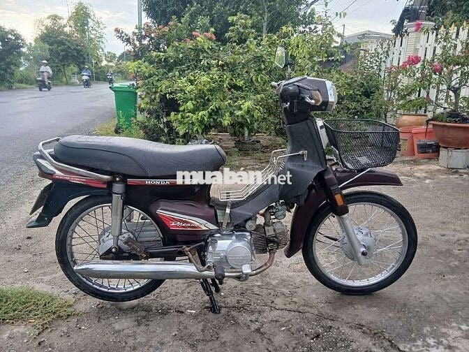 Honda Dream nâu