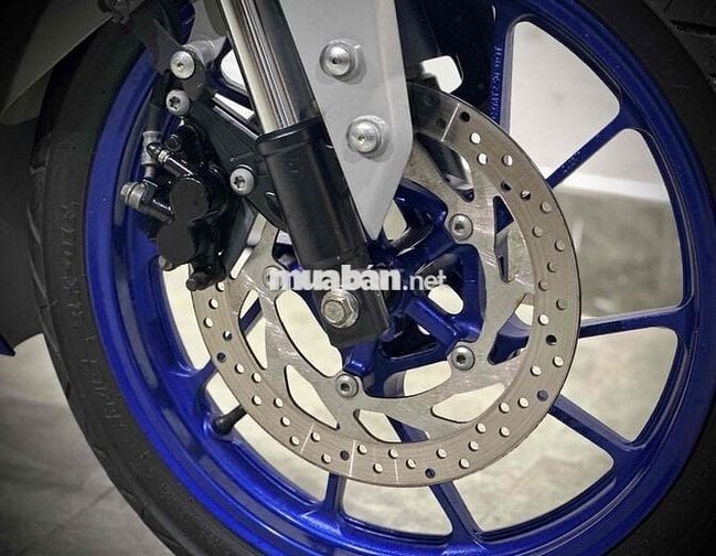 YAMAHA R15V3 2021