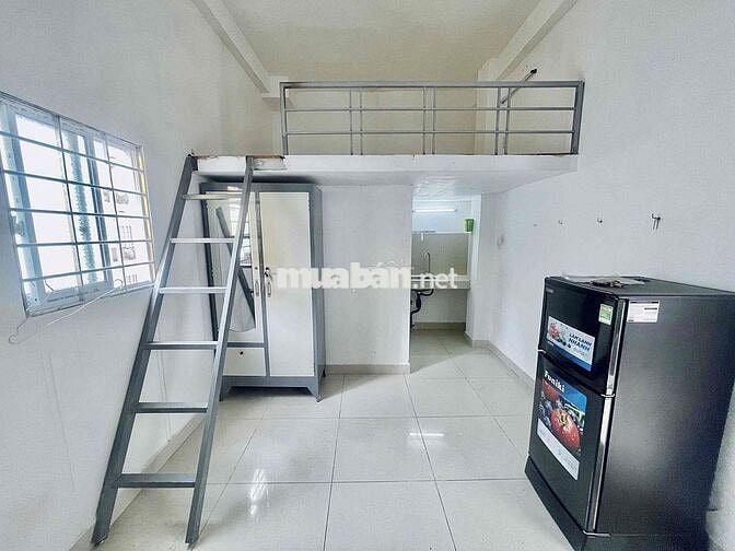 PHÒNG DUPLEX CỬA SỔ - FULL NT - THANG MÁY - NGAY CV HOÀNG VĂN THỤ