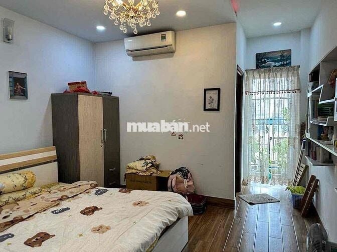 NHÀ ĐẸP [ 4 x 28] 1 lầu (3PN,4WC) .full Nội thất, 738/ Quốc lộ 1A,BT