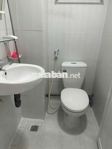 Nhà Thuê Hẻm Xe Hơi Nguyễn Tiểu La Quận 10 16 triệu 4pn 4wc