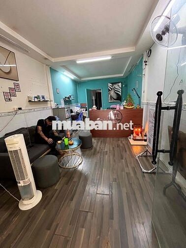 Cho Thuê Tầng Trệt 033 Lô B C/Cư Ấn Quang, vừa ở vừa kinh doanh