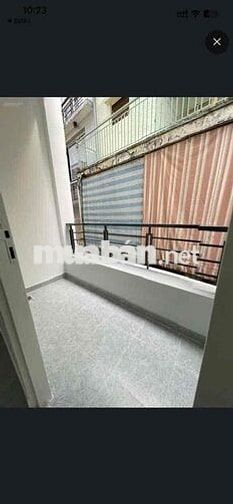 Cho thuê Nhà Nguyên Căn Mới Đẹp 3Tầng BTCT Hẻm 6m trước nhà