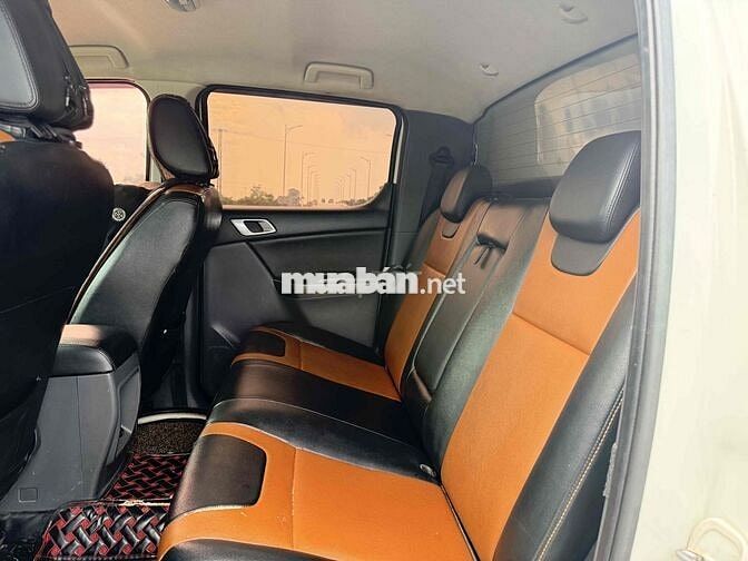 Mazda BT50 2016 2.2L 4x2 AT Trắng