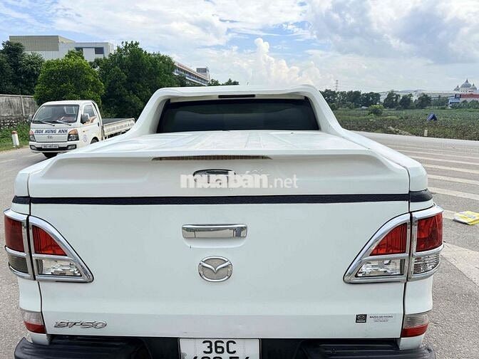 Mazda BT50 2016 2.2L 4x2 AT Trắng