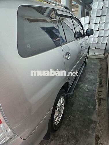 Toyota Innova V Số tự động Bạc 114.126 km