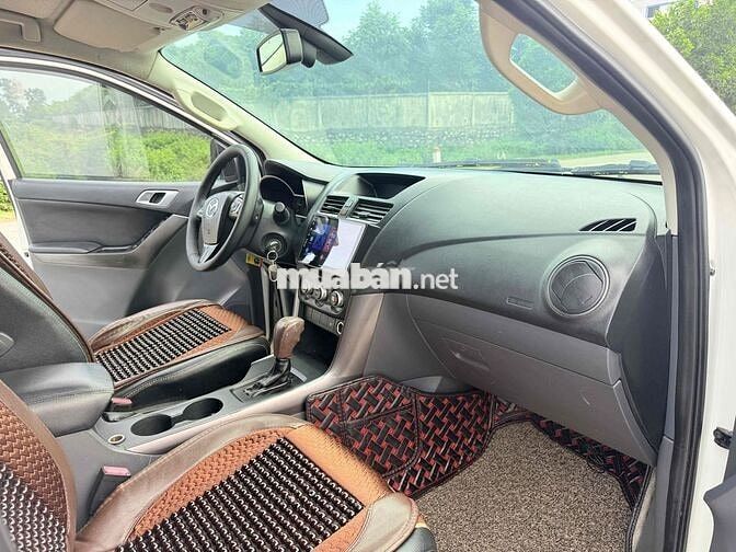 Mazda BT50 2016 2.2L 4x2 AT Trắng
