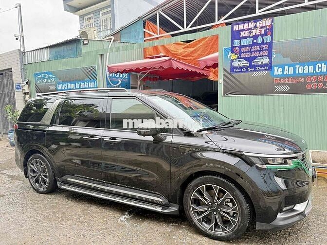 Kia Carnival Signature 2022 Dầu Tự động Đen