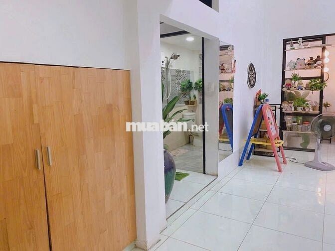 Nhà 5x14 Gần Giga mall. Phù hợp ở hoặc làm Văn Phòng.