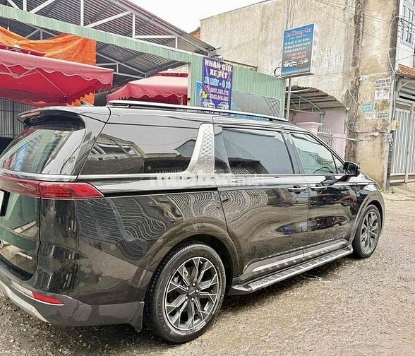 Kia Carnival Signature 2022 Dầu Tự động Đen